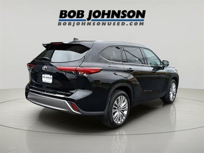 2023 Toyota Highlander Platinum