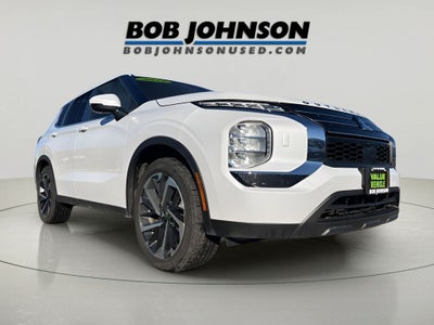 2022 Mitsubishi Outlander ES