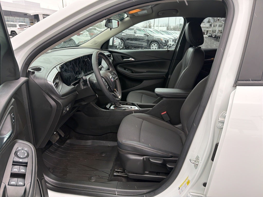 2024 Buick Encore GX Preferred CARBRAVO!