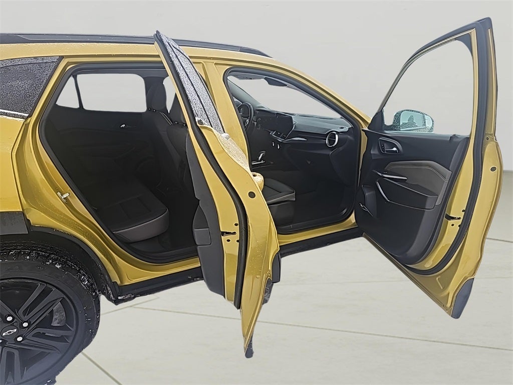 2024 Chevrolet Trax ACTIV Fully Loaded w/Sunroof!! Fresh Trade! CarBravo Cer