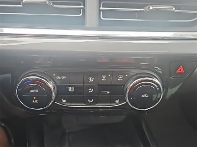 2024 Chevrolet Trax ACTIV Fully Loaded w/Sunroof!! Fresh Trade! CarBravo Cer