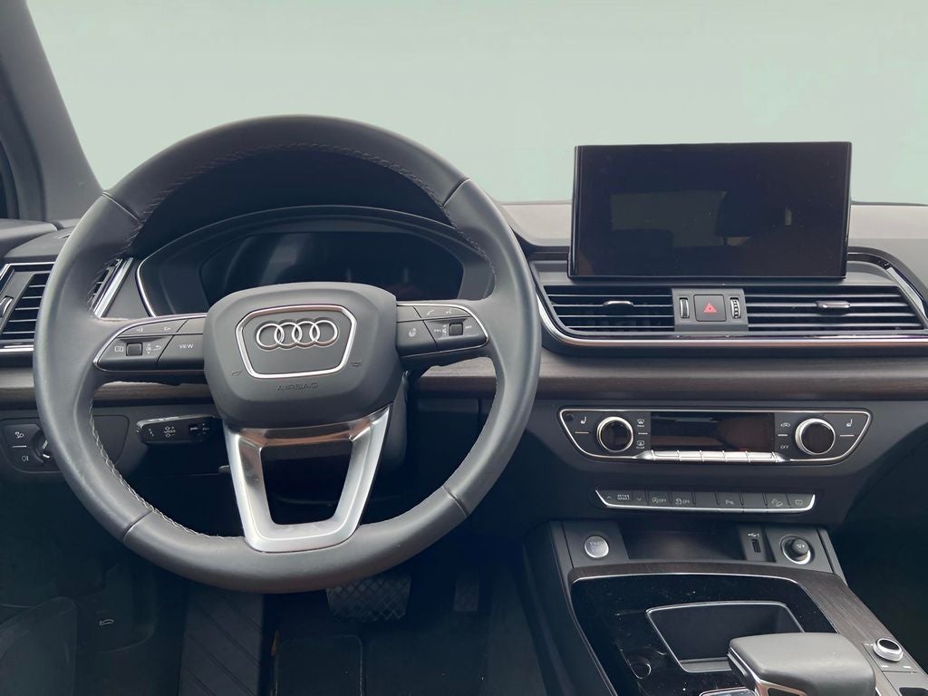 2025 Audi Q5 40 Premium Convenience Plus Package Panoramic Sunr quattro