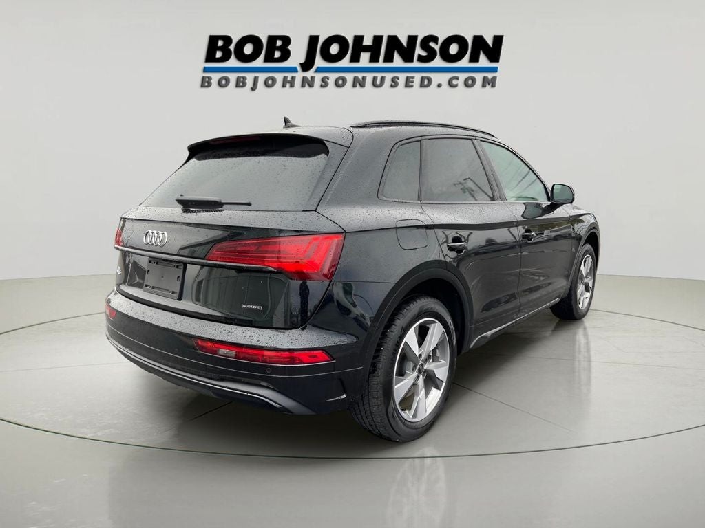 2025 Audi Q5 40 Premium Convenience Plus Package Panoramic Sunr quattro