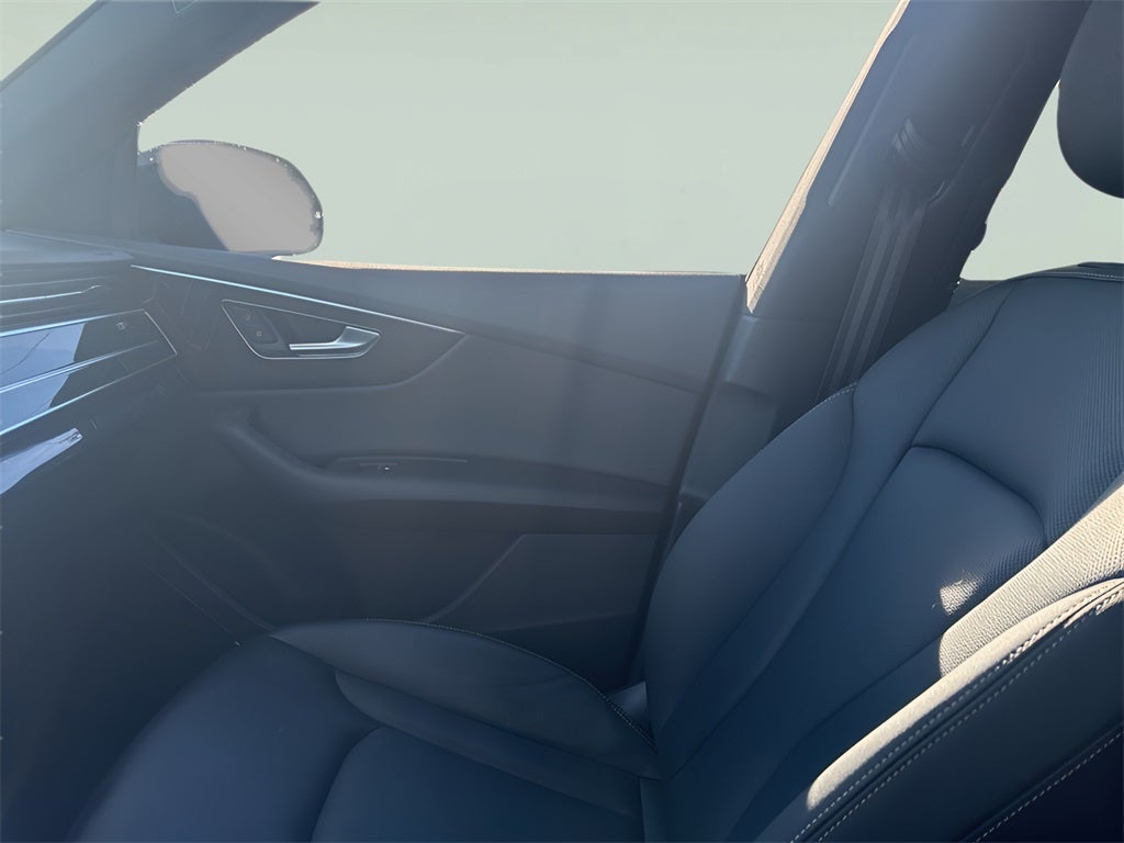 2020 Audi Q8 55 Premium Plus quattro