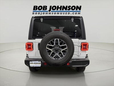 2024 Jeep Wrangler 4-Door Sahara