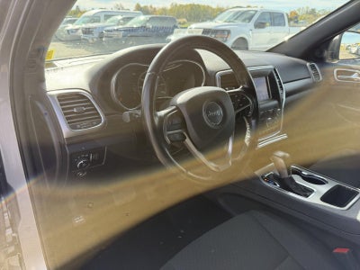 2020 Jeep Grand Cherokee Laredo E 4x2