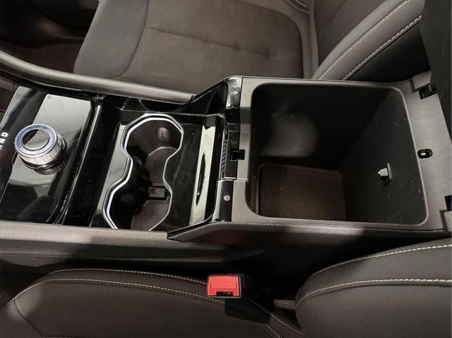 2023 Jeep Grand Cherokee L Laredo 4x4