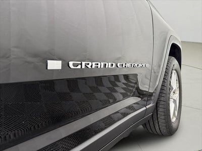 2021 Jeep Grand Cherokee L Laredo 4x4