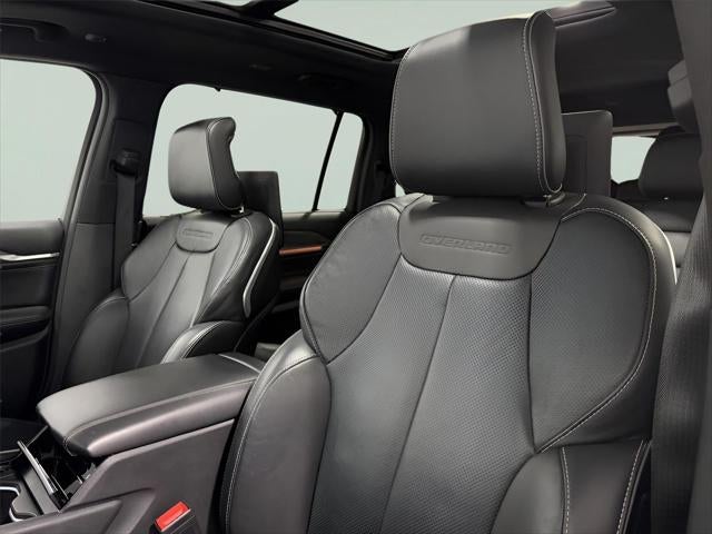 2025 Jeep Grand Cherokee L Overland 4x4