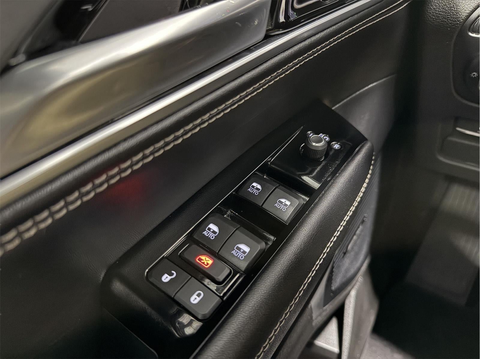 2024 Jeep Wagoneer Series II Carbide