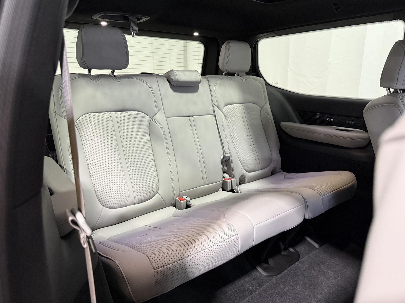 2026 Jeep Grand Wagoneer Summit Obsidian