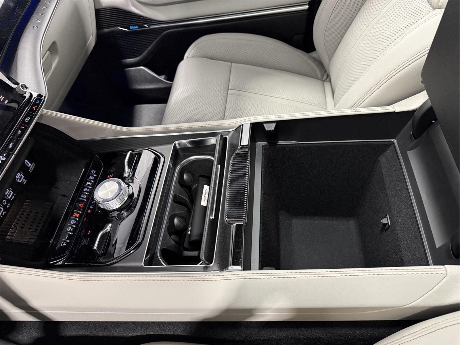 2026 Jeep Grand Wagoneer Summit Obsidian