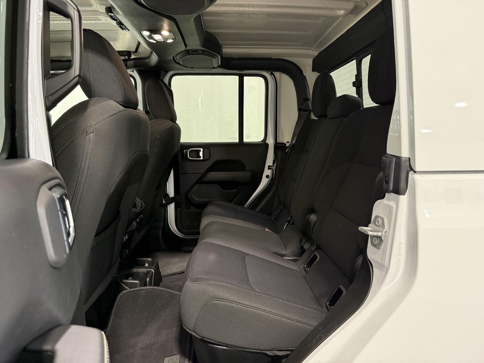 2023 Jeep Gladiator Overland 4x4