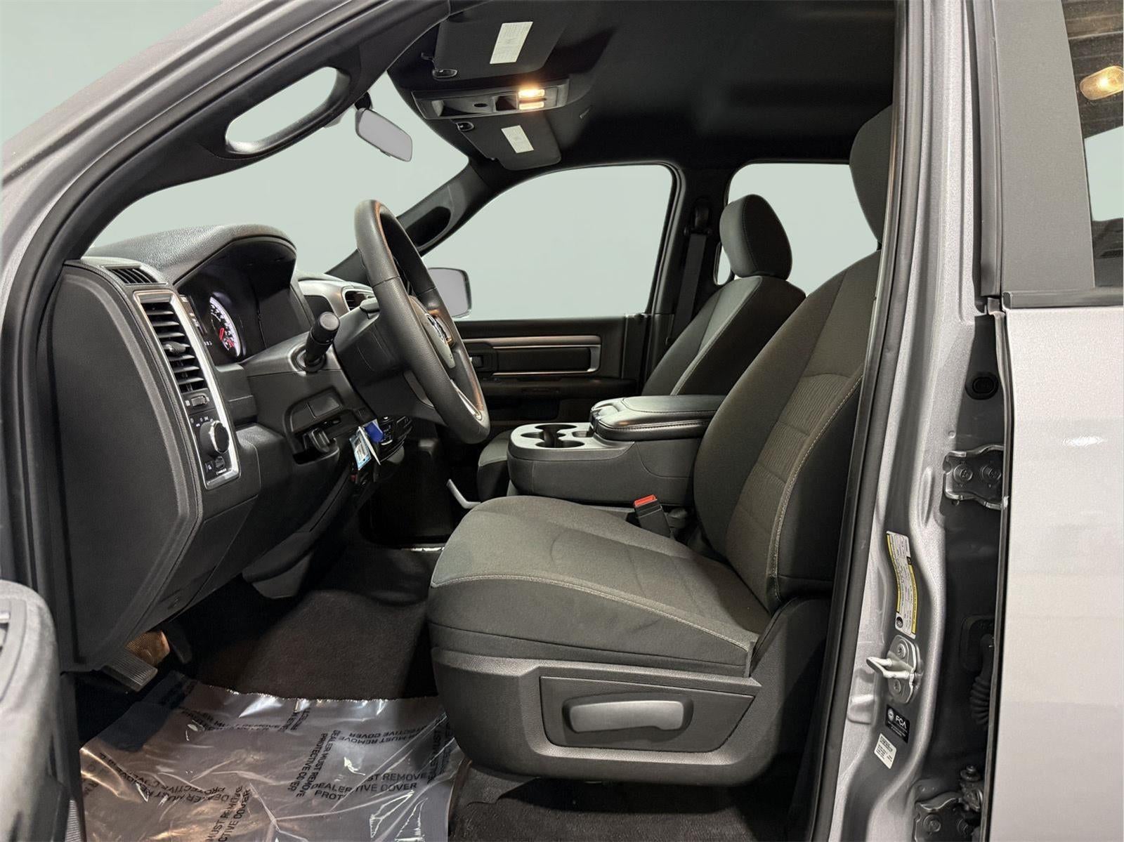 2023 RAM 1500 Classic Warlock Quad Cab 4x4 6'4' Box