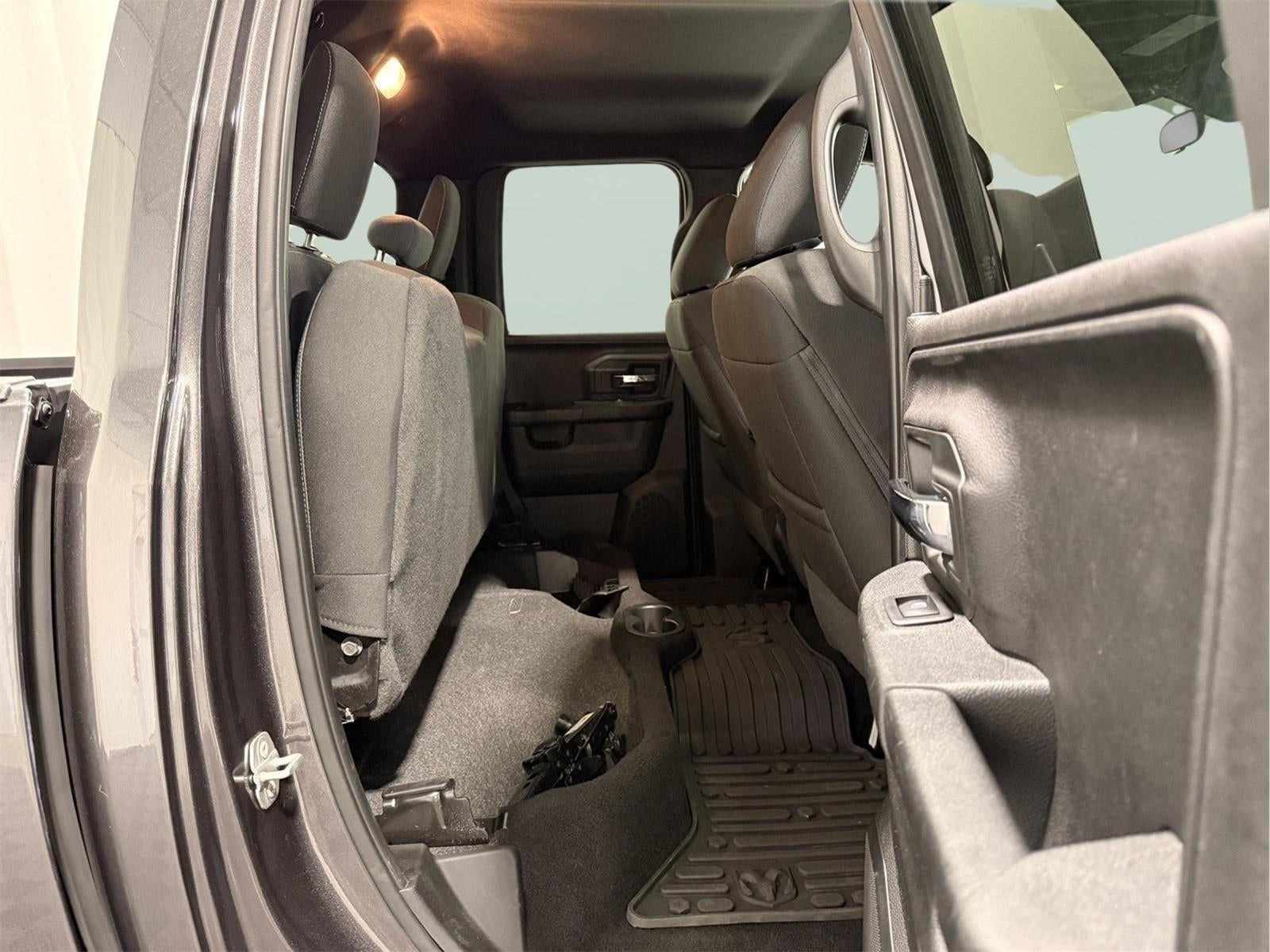 2022 RAM 1500 Classic Warlock Quad Cab 4x4 6'4' Box