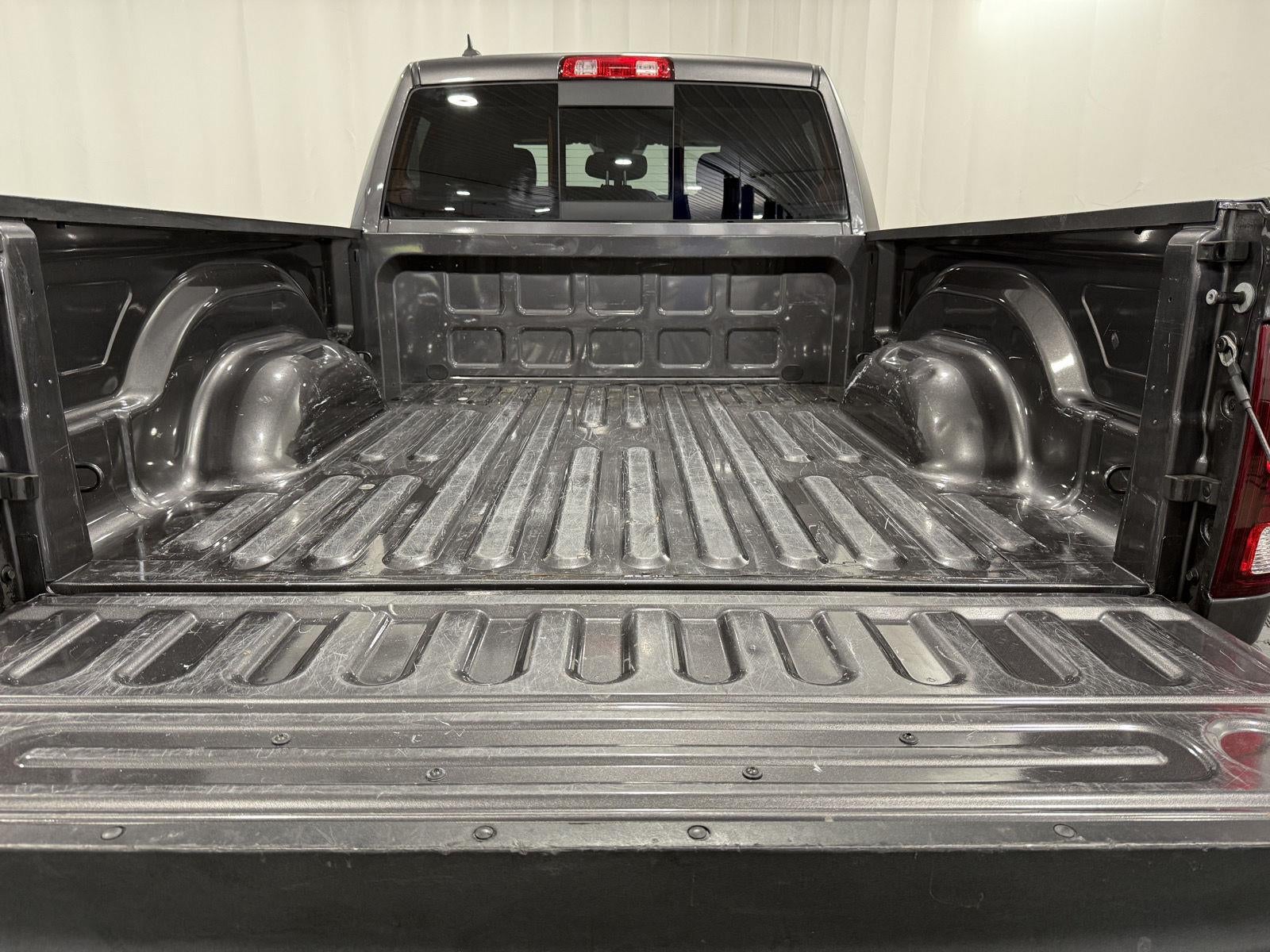 2021 RAM 1500 Classic Warlock Quad Cab 4x4 6'4' Box