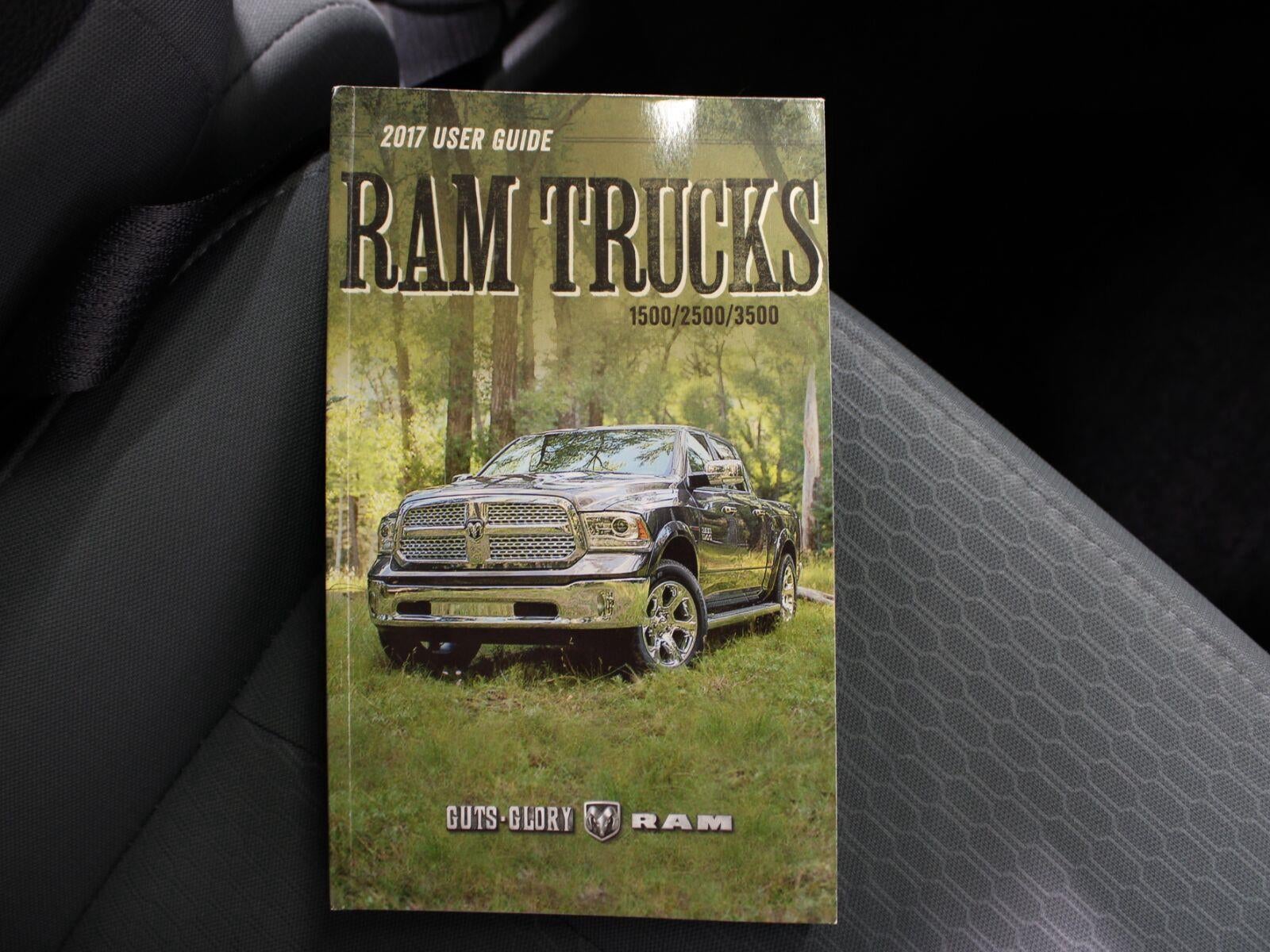 2017 RAM 1500 Express Crew Cab 4x4 5'7' Box