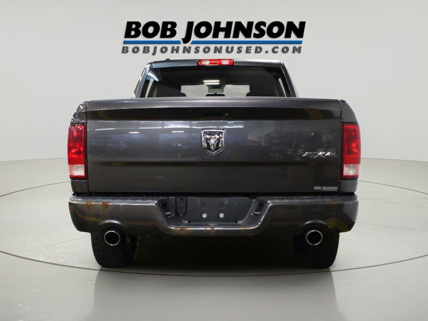 2017 RAM 1500 Express Crew Cab 4x4 5'7' Box