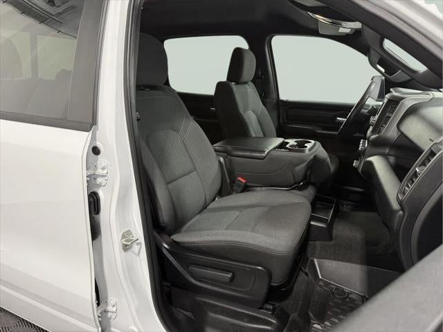 2023 RAM 1500 Tradesman Crew Cab 4x4 5'7' Box