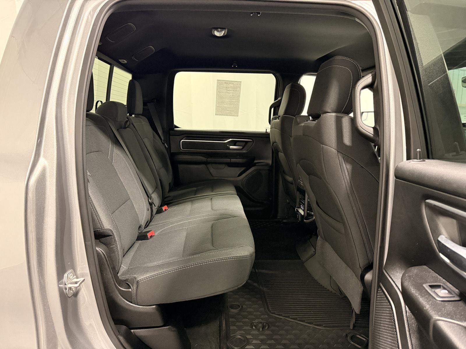 2022 RAM 1500 Big Horn Crew Cab 4x4 5'7' Box