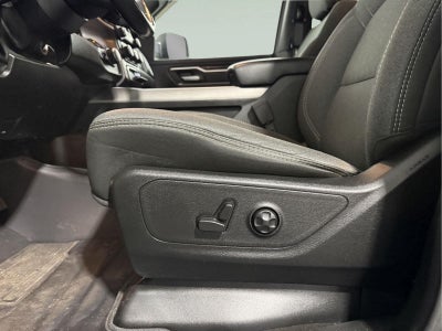2020 RAM 1500 Big Horn Crew Cab 4x4 5'7' Box