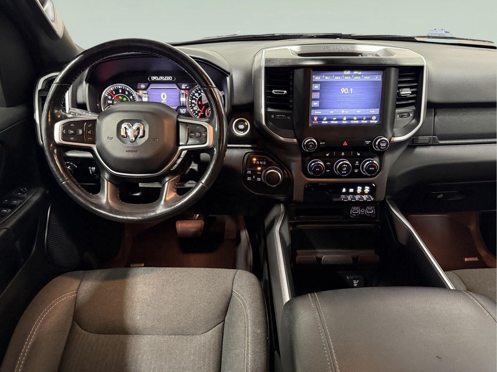 2020 RAM 1500 Big Horn Crew Cab 4x4 5'7' Box