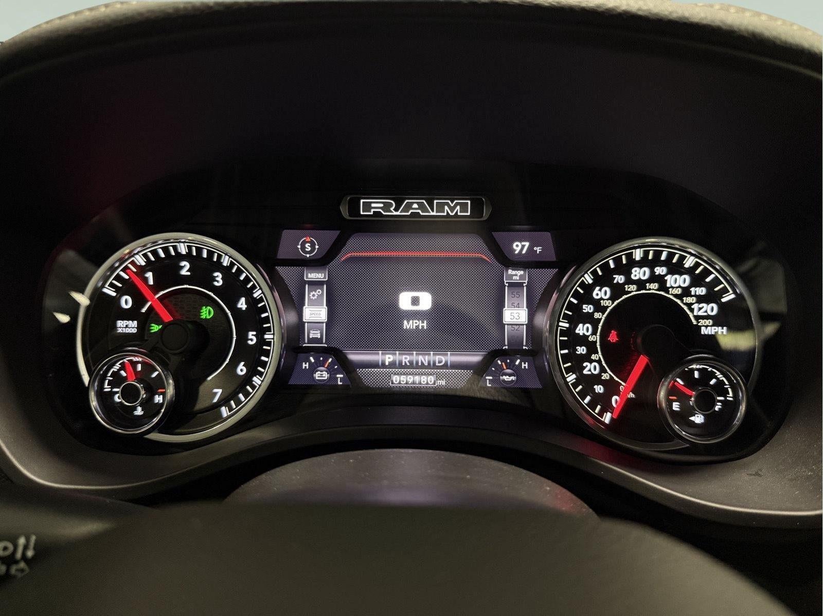 2022 RAM 1500 Laramie Crew Cab 4x4 5'7' Box