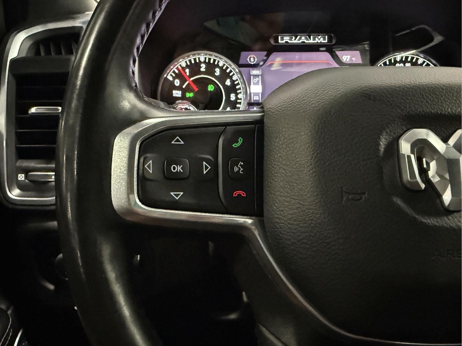 2022 RAM 1500 Laramie Crew Cab 4x4 5'7' Box
