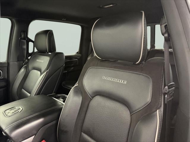 2022 RAM 1500 Laramie Crew Cab 4x4 5'7' Box