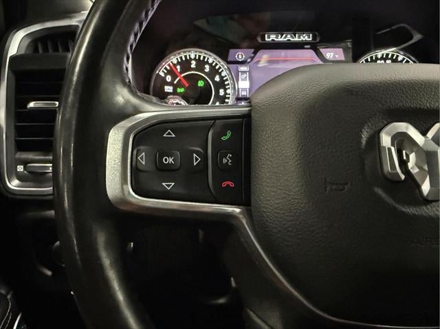 2022 RAM 1500 Laramie Crew Cab 4x4 5'7' Box