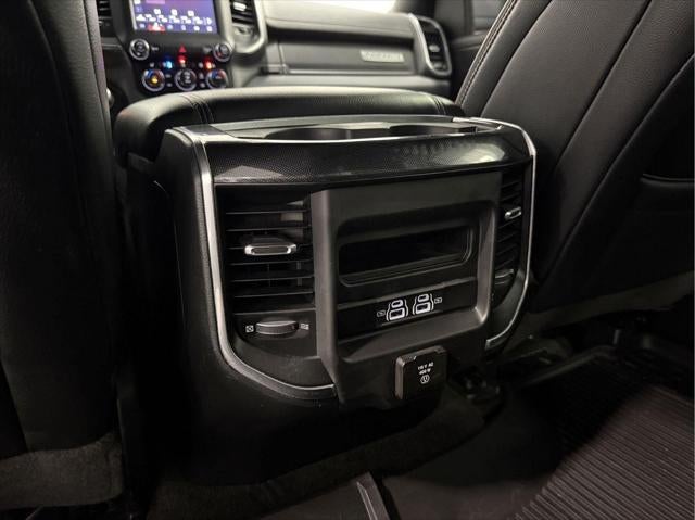 2022 RAM 1500 Laramie Crew Cab 4x4 5'7' Box