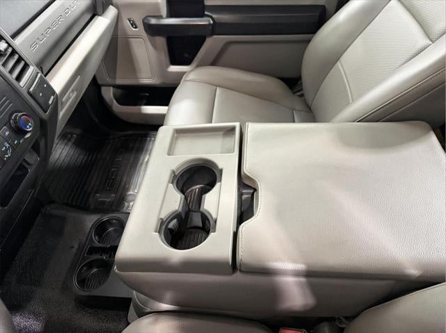 2018 Ford F-350 Chassis XL