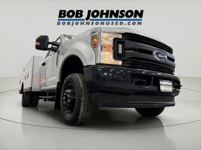 2018 Ford F-350 Chassis XL