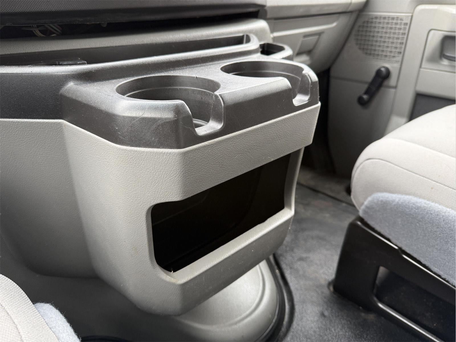 2019 Ford E-450 Cutaway E-450 DRW 158 WB