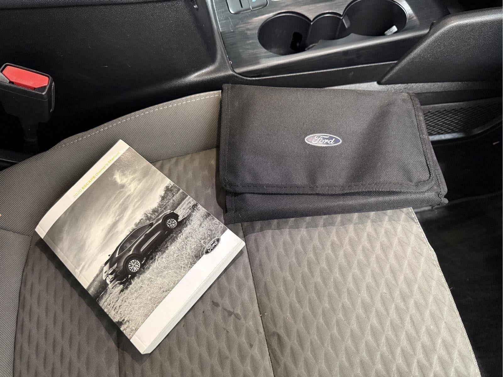 2020 Ford Escape SE