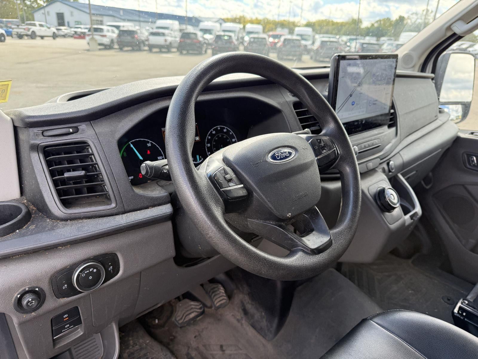 2022 Ford E-Transit-350 Cargo Van T-350 130' Med Rf 9500 GVWR RWD
