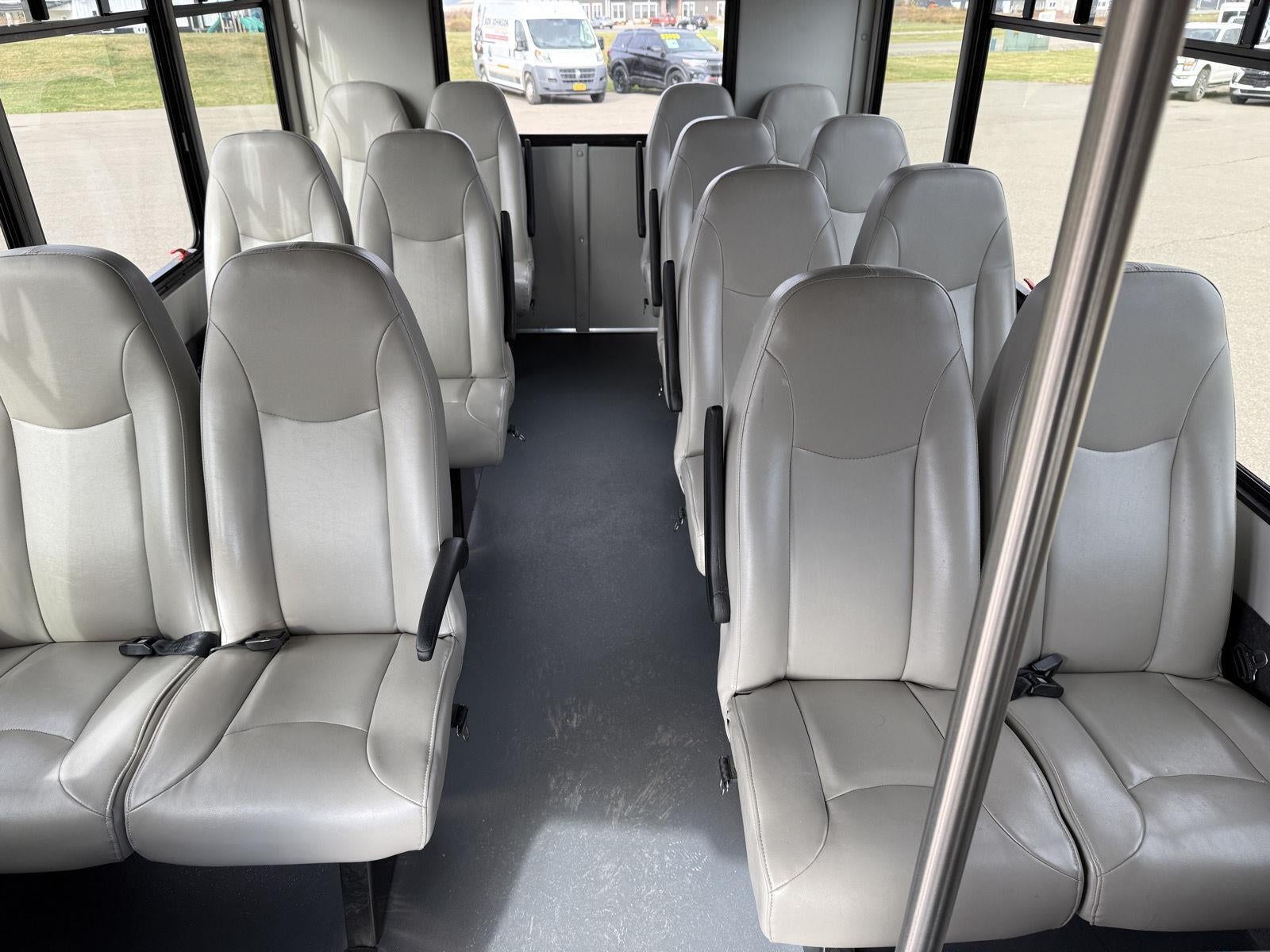 2022 Chevrolet Express Cutaway Work Van