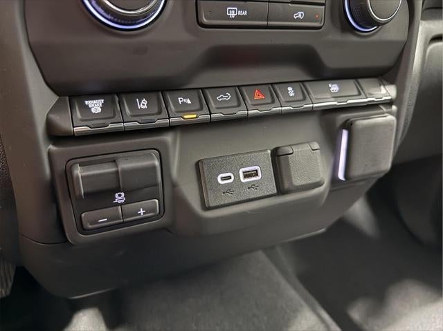 2025 Chevrolet Silverado 2500HD Custom