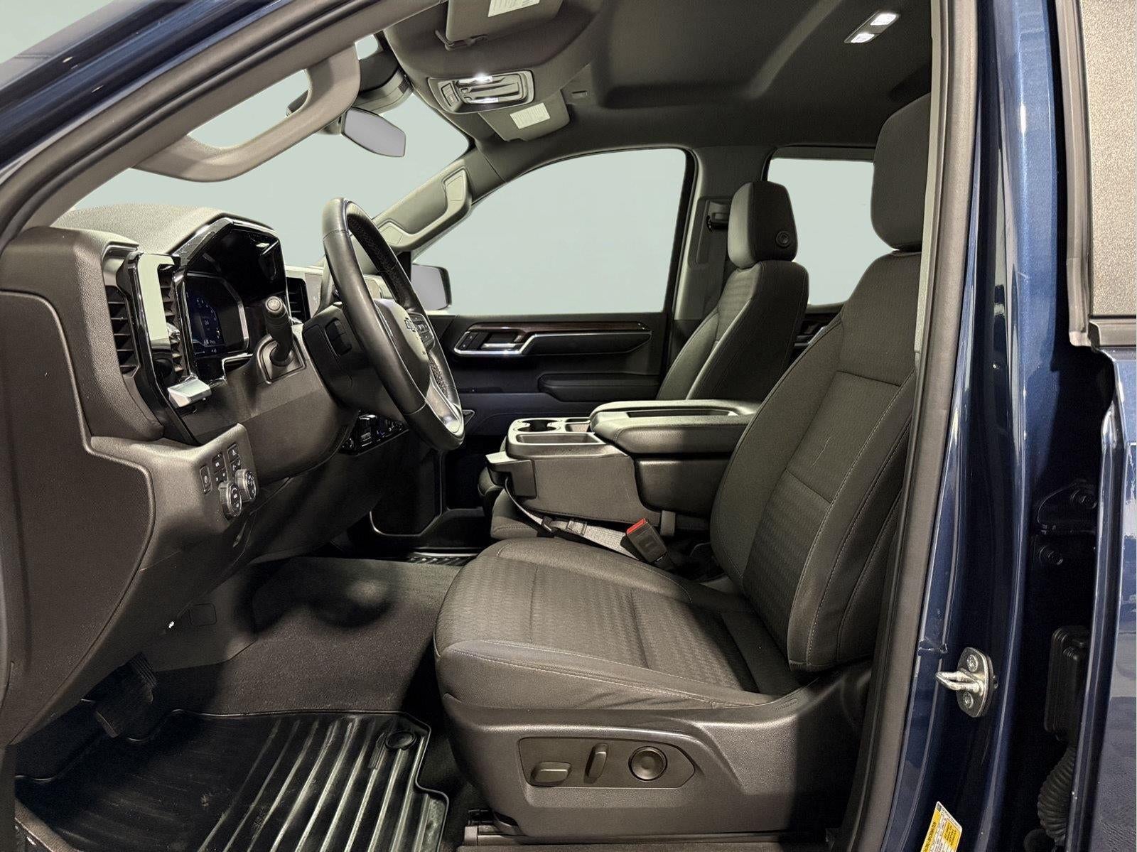 2023 Chevrolet Silverado 1500 4WD Double Cab Standard Bed RST