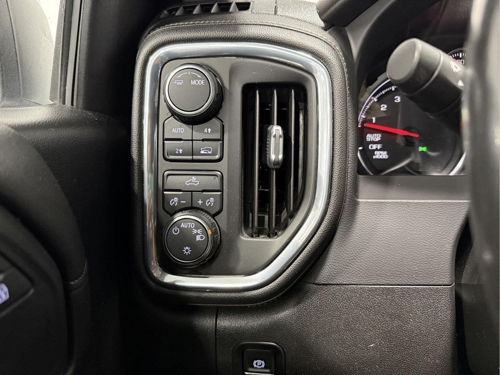 2021 Chevrolet Silverado 1500 4WD Crew Cab Short Bed LT
