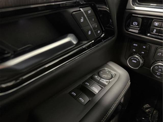 2025 GMC Yukon Elevation 4WD