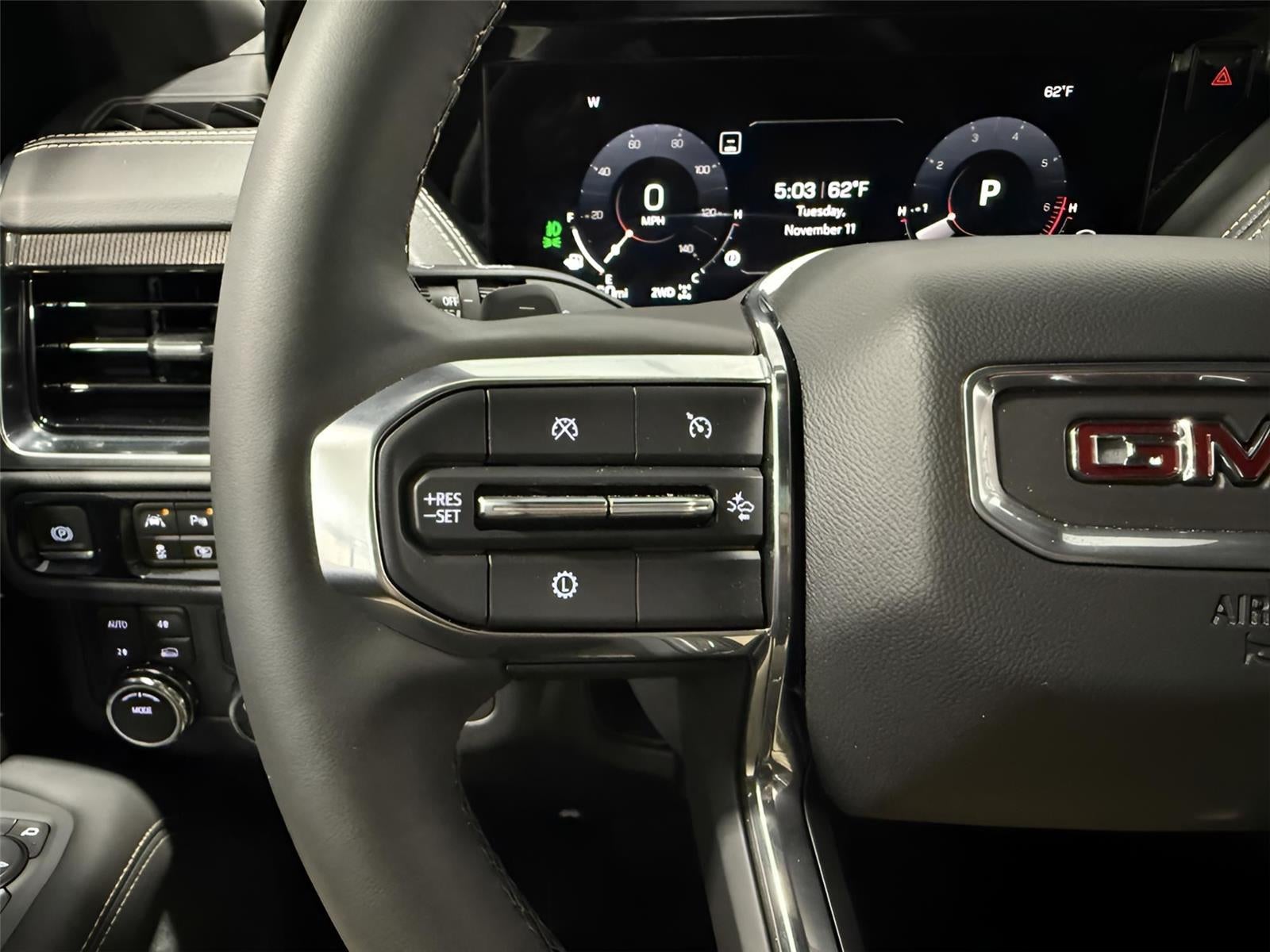 2025 GMC Yukon Elevation