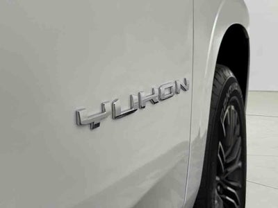 2025 GMC Yukon Elevation