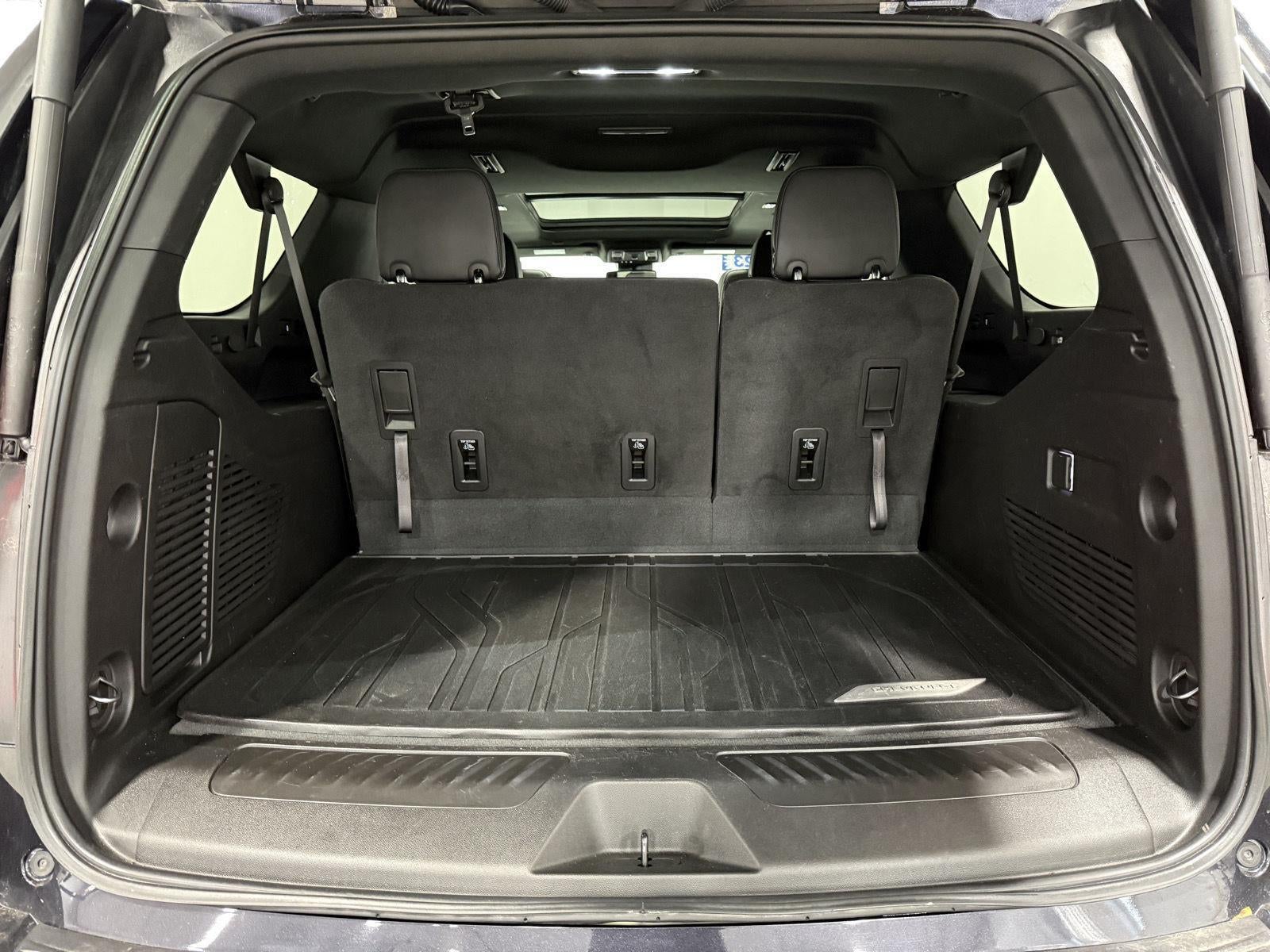 2023 GMC Yukon XL SLT