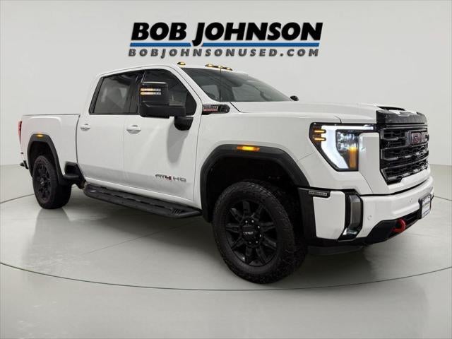 2024 GMC Sierra 2500HD 4WD Crew Cab Standard Bed AT4