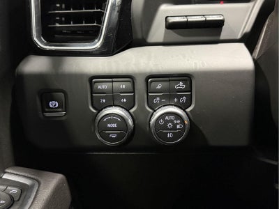 2024 GMC Sierra 2500HD 4WD Crew Cab Standard Bed Denali