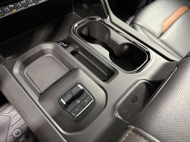 2024 GMC Sierra 3500HD 4WD Crew Cab Standard Bed AT4