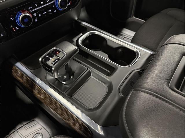 2022 GMC Sierra 1500 4WD Crew Cab Short Box Elevation