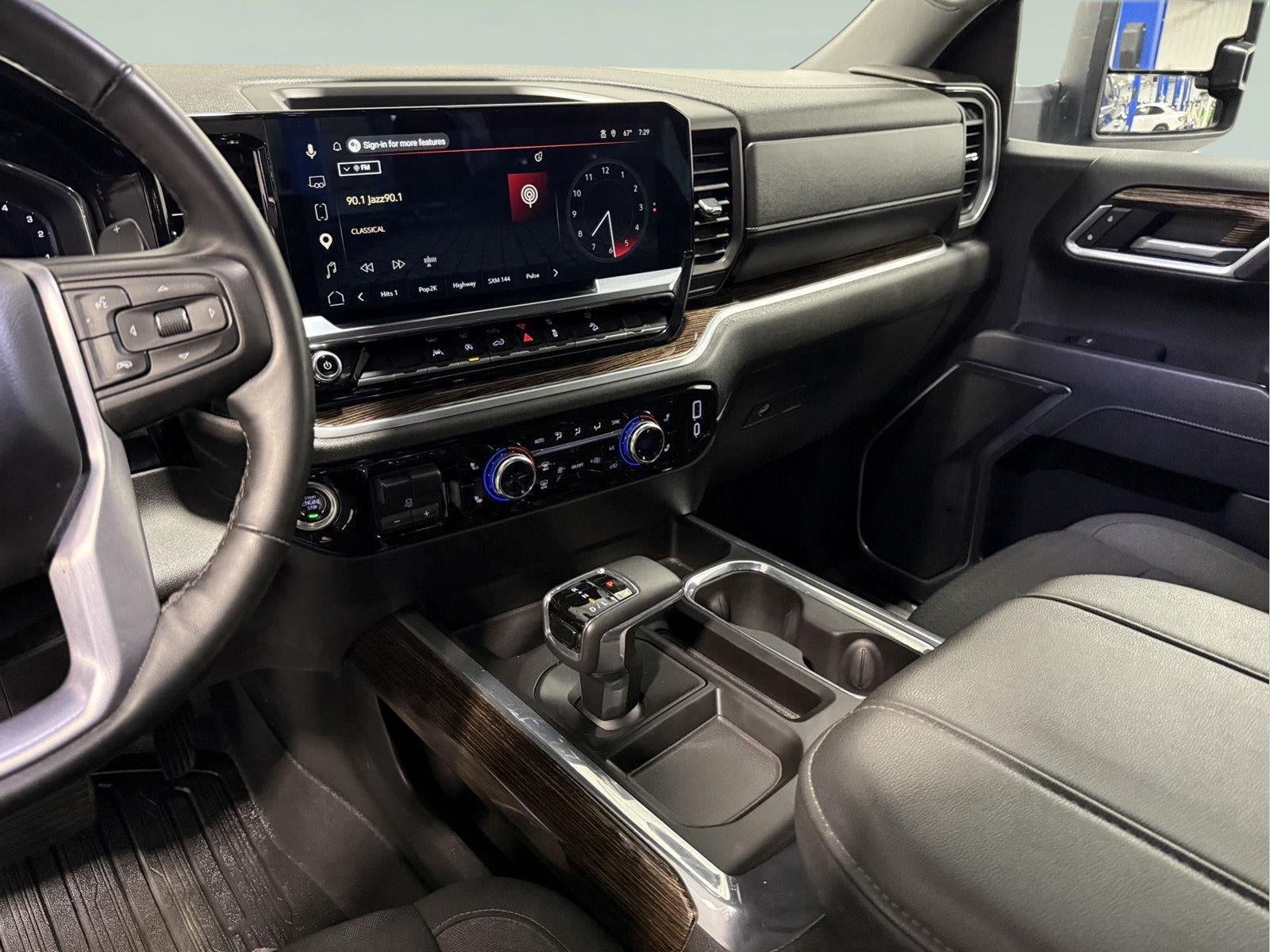 2025 GMC Sierra 1500 Crew Cab, Standard Bed, Elevation, 4WD