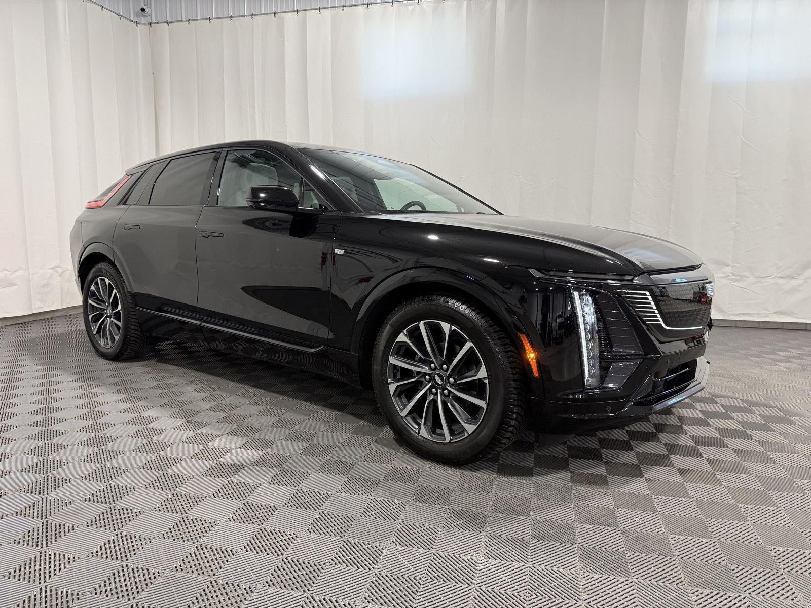 2024 Cadillac Lyriq Sport